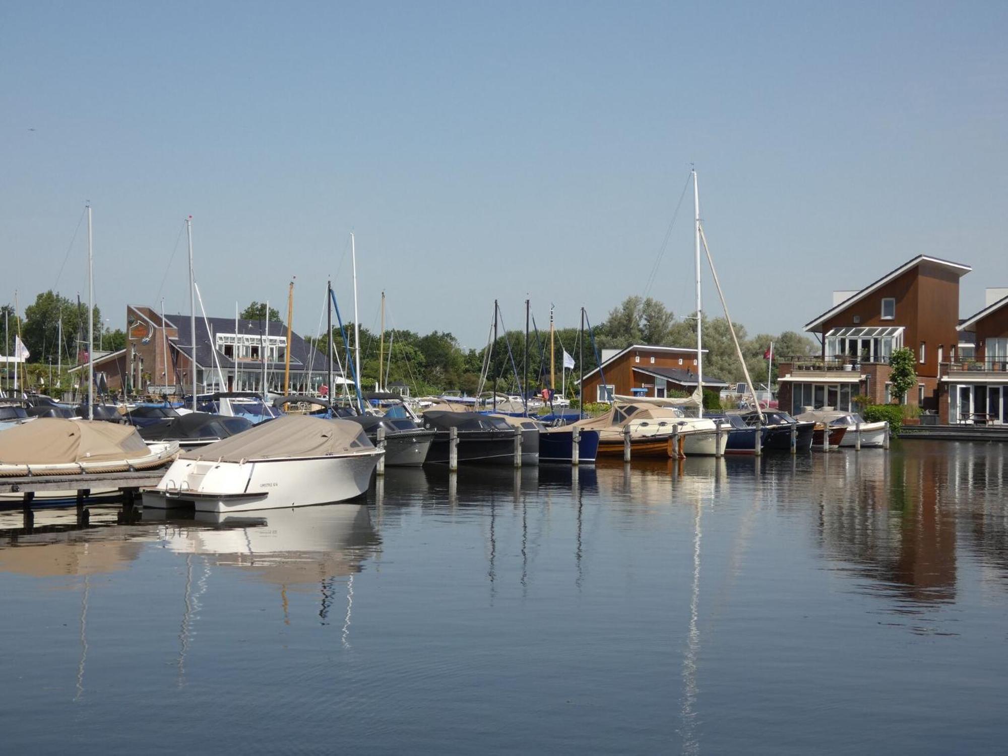 Tidy Apartment With Dishwasher Close To Amsterdam Uitgeest Экстерьер фото